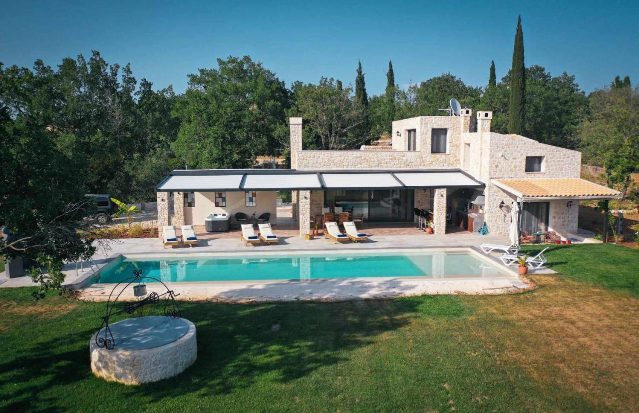 Stratos Corfu -private Pool And Hot Tub * Corfu (city)