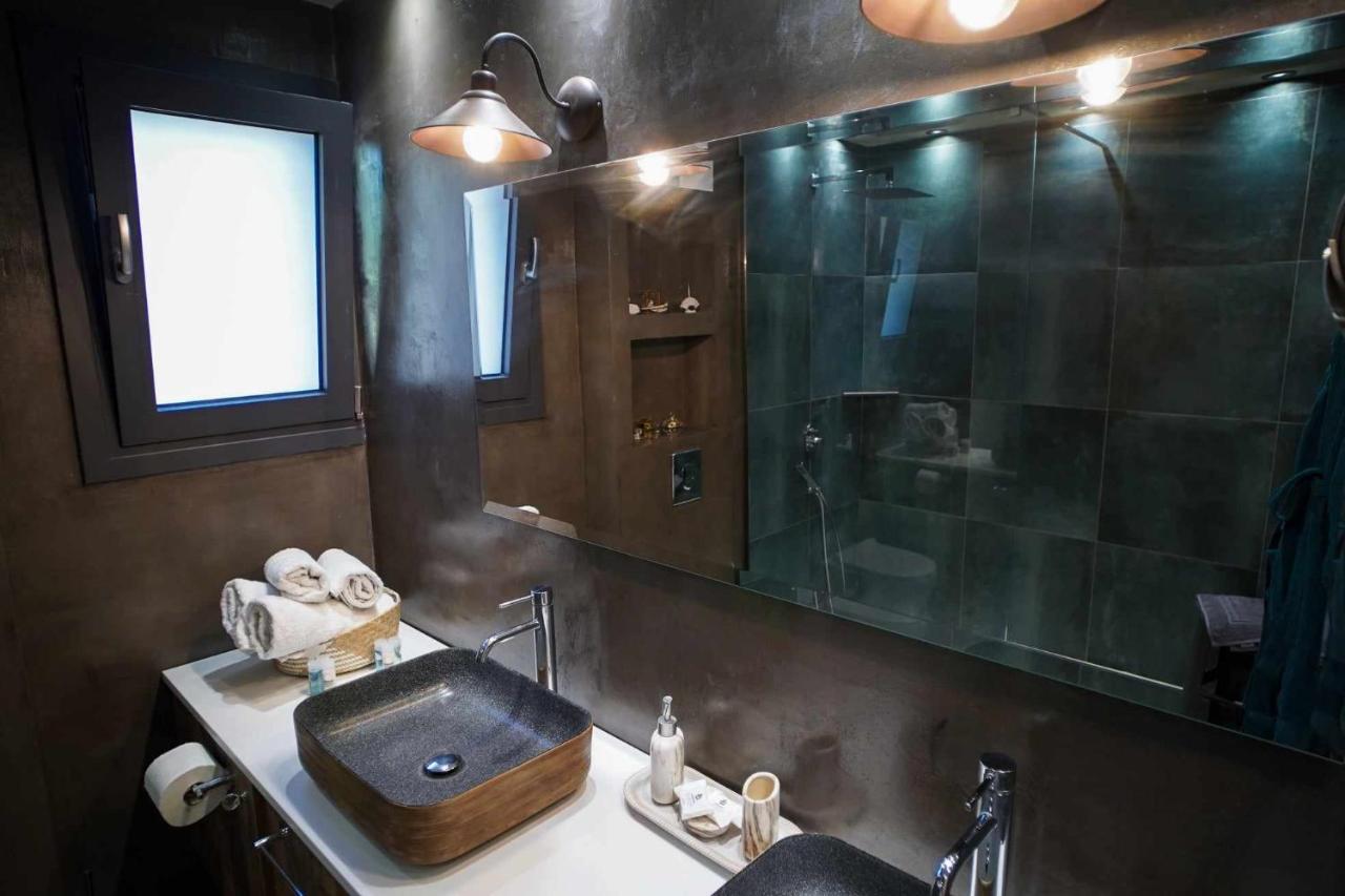 Stratos Corfu -private Pool And Hot Tub Villa